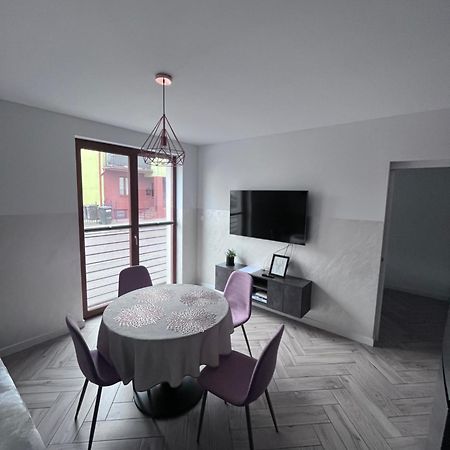 Zlotow-Ka Apartment Luaran gambar