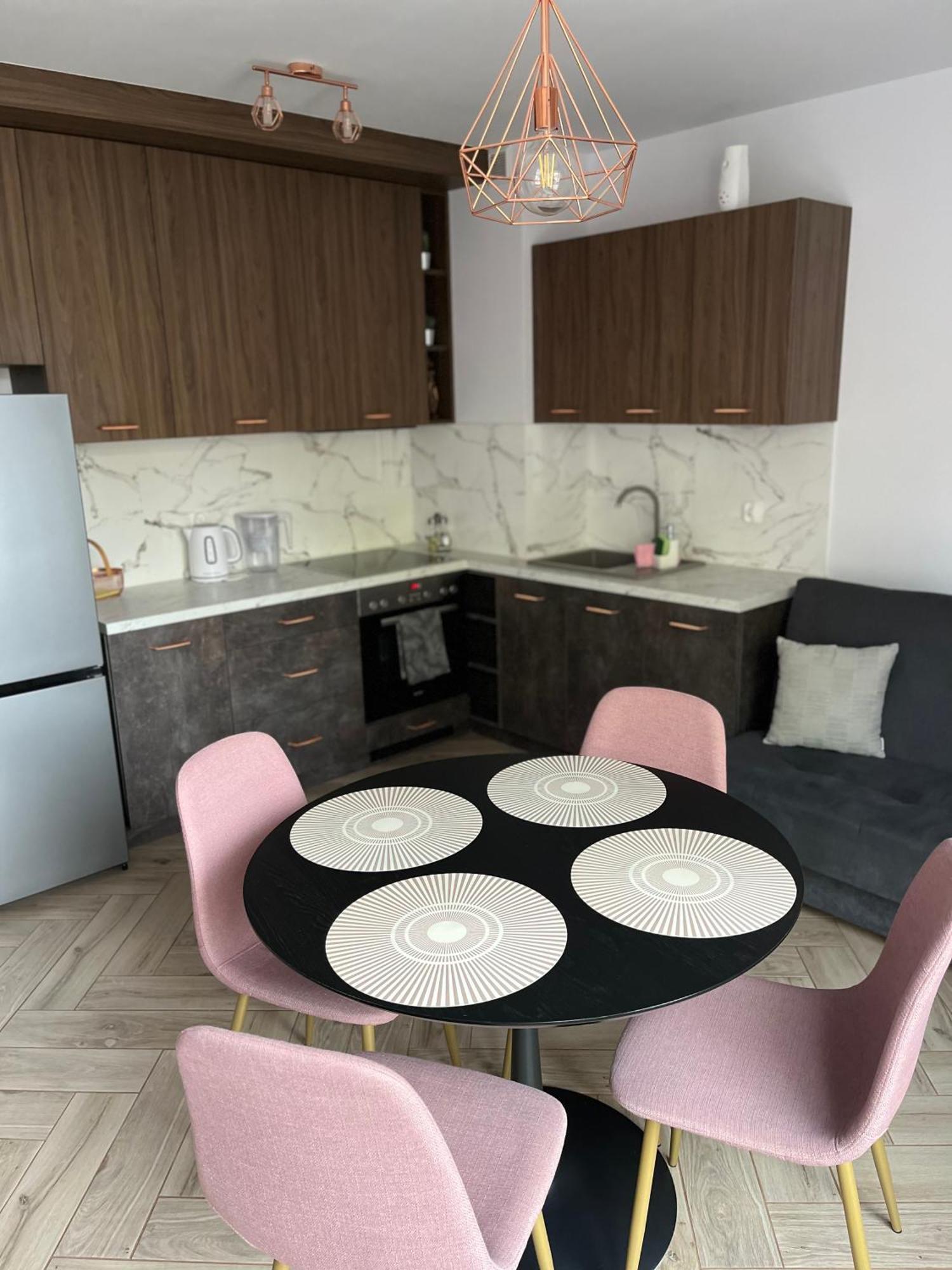 Zlotow-Ka Apartment Luaran gambar
